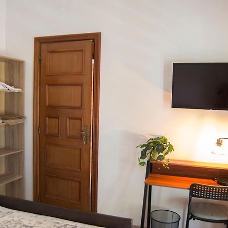 Apartamento Habitacio V Cal Kim Martorell Exterior foto